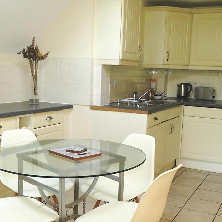 Basingstoke Apartments - Westlands House, City Centre, Home-From-Home 外观 照片
