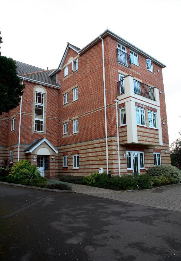 Basingstoke Apartments - Westlands House, City Centre, Home-From-Home 外观 照片