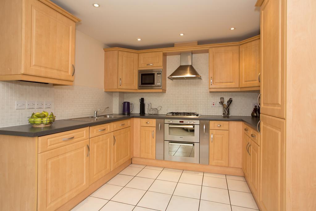 Basingstoke Apartments - Westlands House, City Centre, Home-From-Home 外观 照片