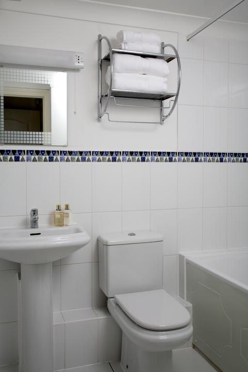 Basingstoke Apartments - Westlands House, City Centre, Home-From-Home 外观 照片